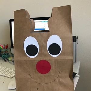 Meet your Posher, Carla